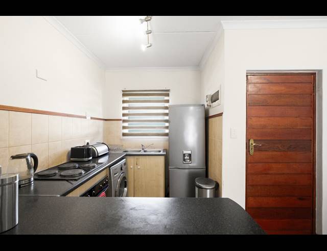 2 BEDROOM APARTMENT FOR SALE IN PAULSHOF